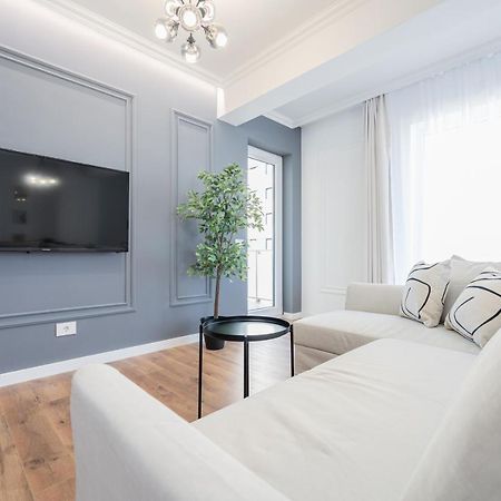 Brioni Flat Appartement Oradea Buitenkant foto