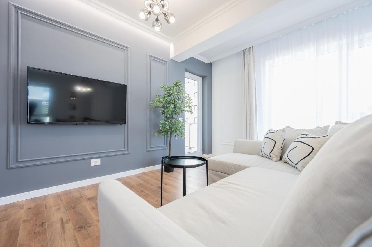 Brioni Flat Appartement Oradea Buitenkant foto