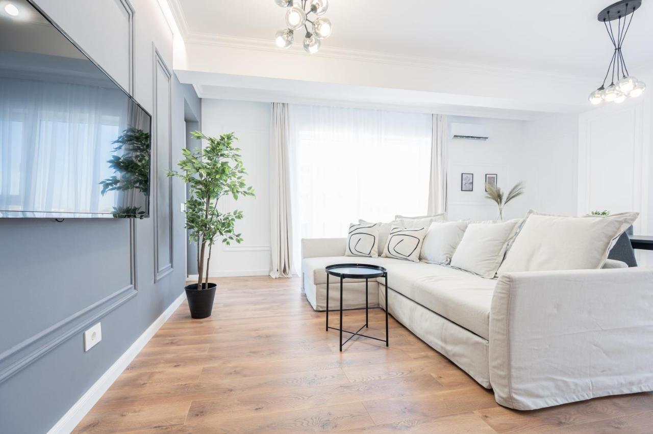Brioni Flat Appartement Oradea Buitenkant foto